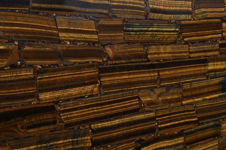 TIGER EYE 2CM LOT 2P154210CL 120X72.JPG